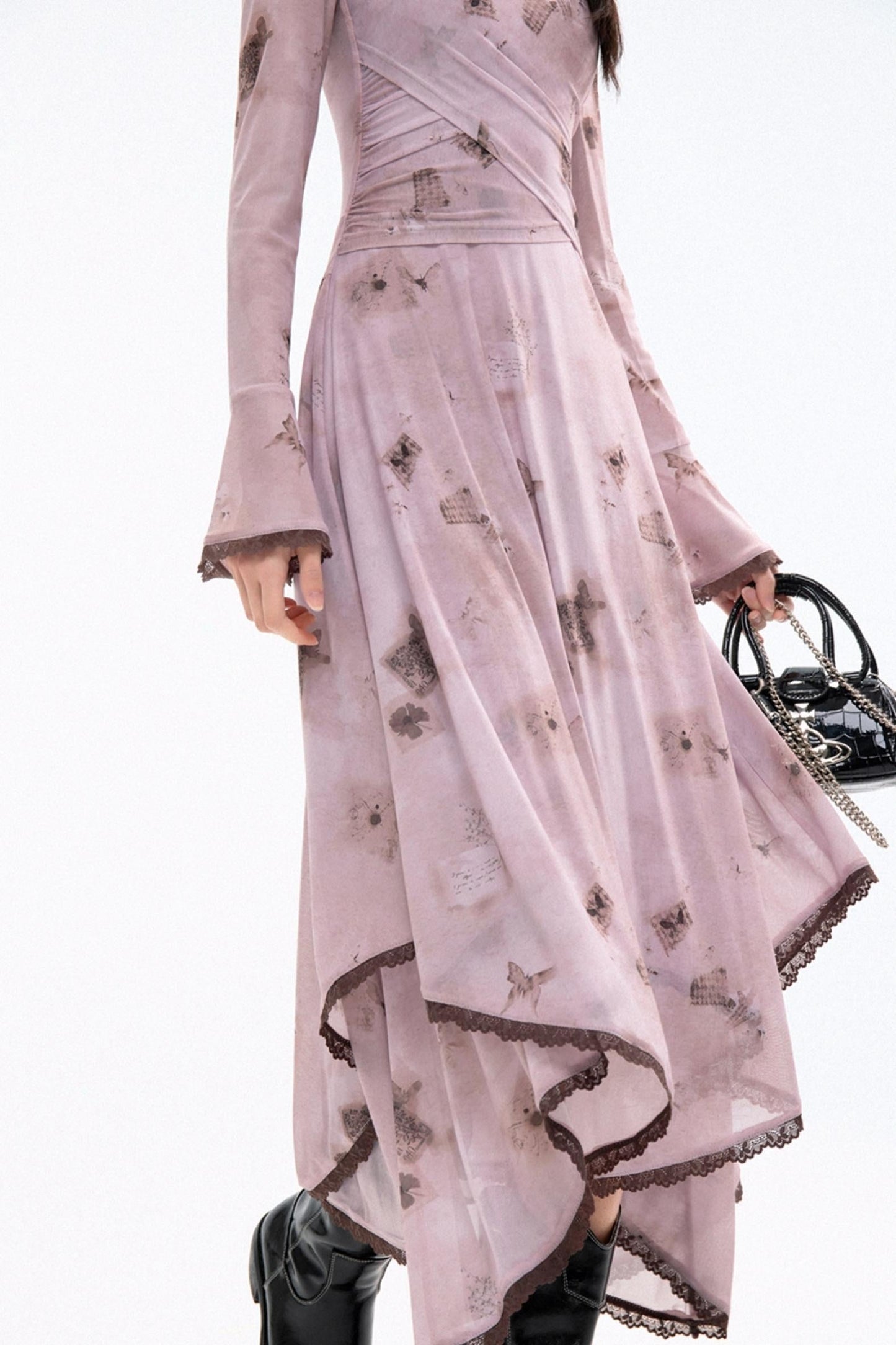 COTRE2025 조기 봄비와 안개 나비 그림자 꽃잎 가장자리 프린트 스트레치 드레스