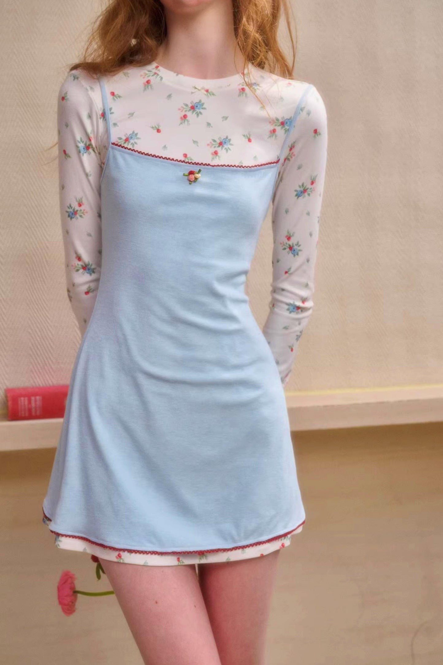 Mediterranes Blumenkleid-Set