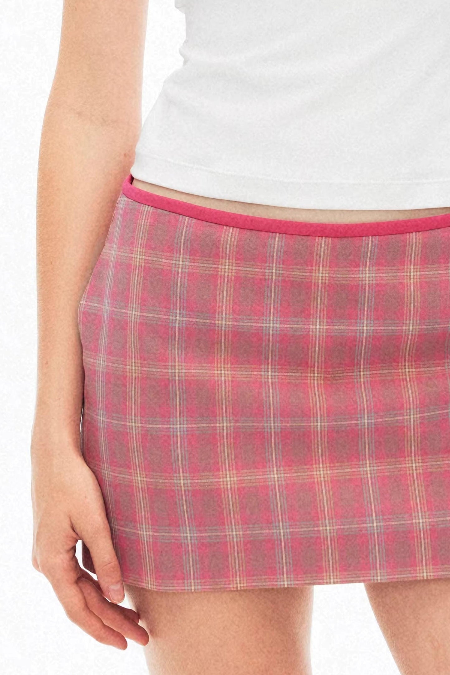 Contrast Plaid Mini Skirt
