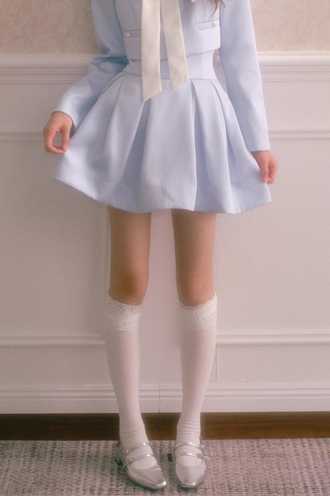 Korean Style Lace-Up Puffy Skirt Set-Up