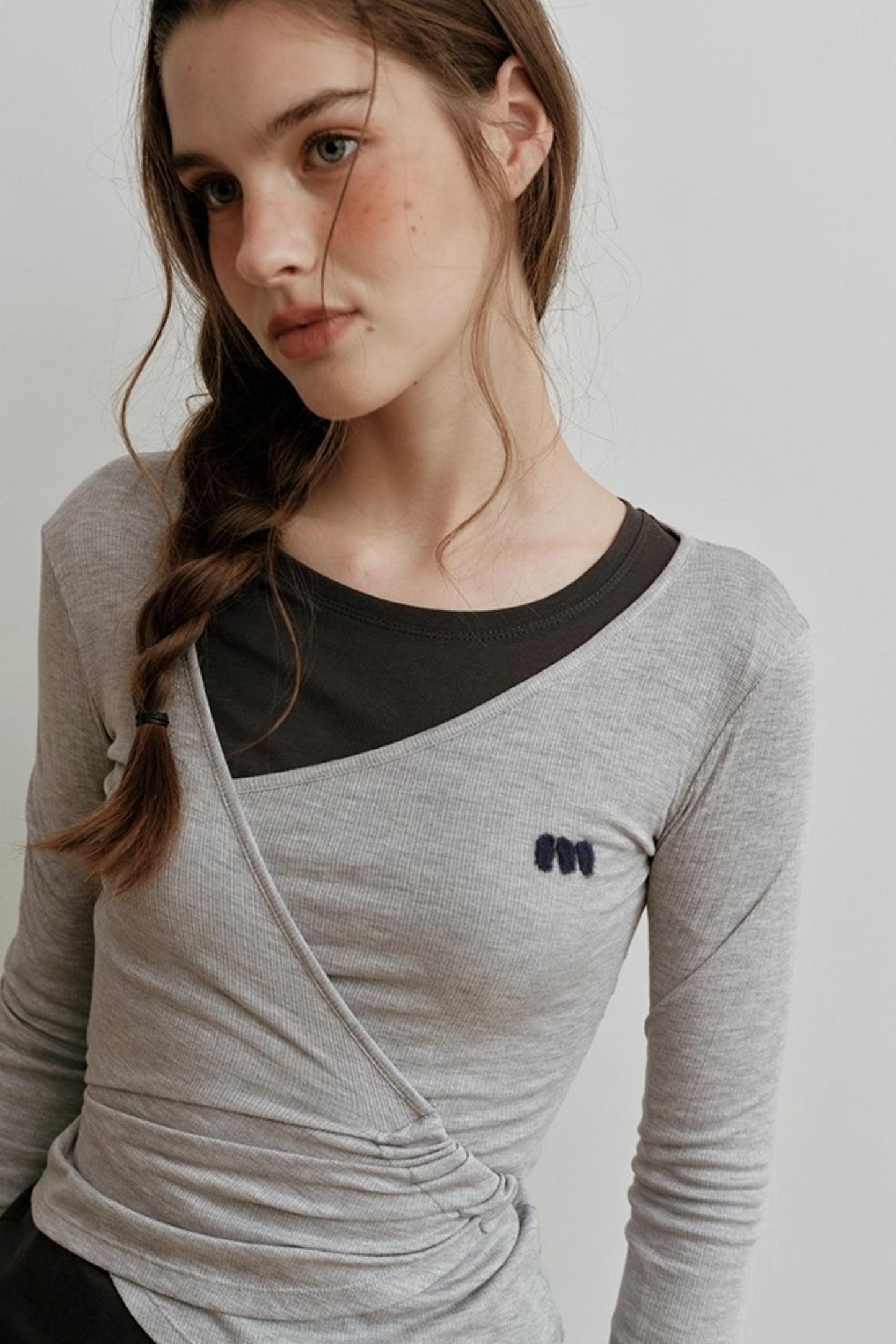 Embroidered Long-Sleeved Knitwear Top