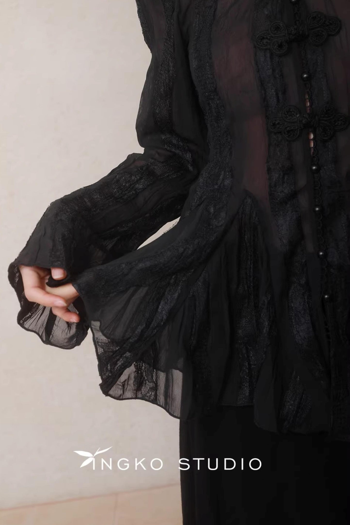 Misty Black New Chinese Top