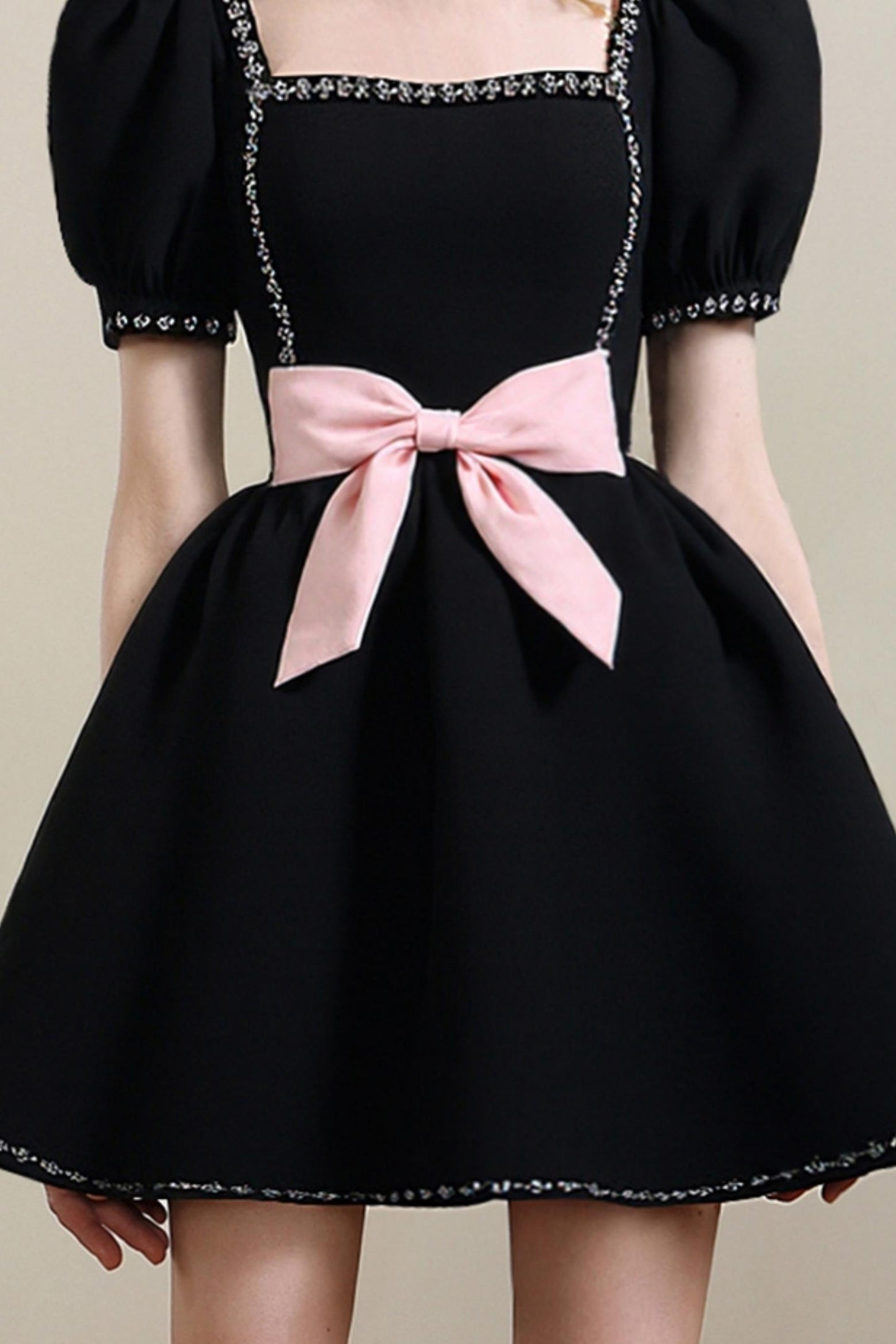 Chic Bubble Black Dress