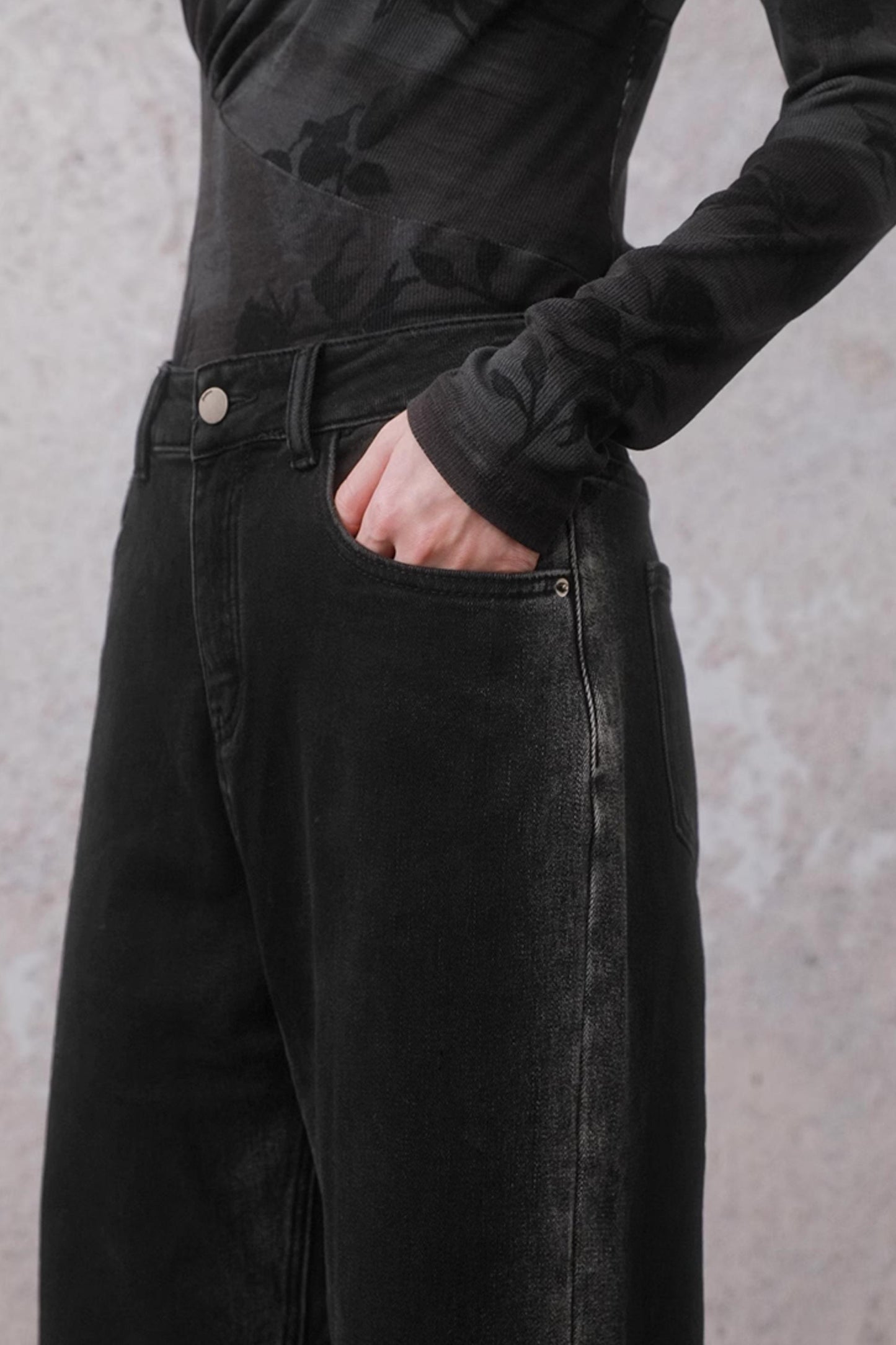 롱 핏 디스트레스드 데님 팬츠