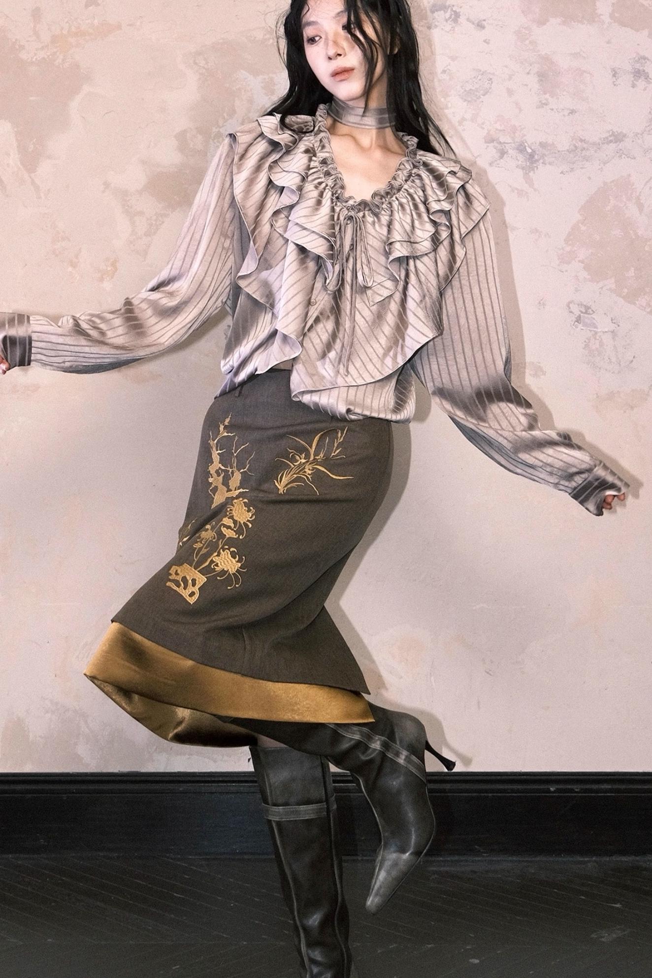 Gentlemans Embroidered Skirt