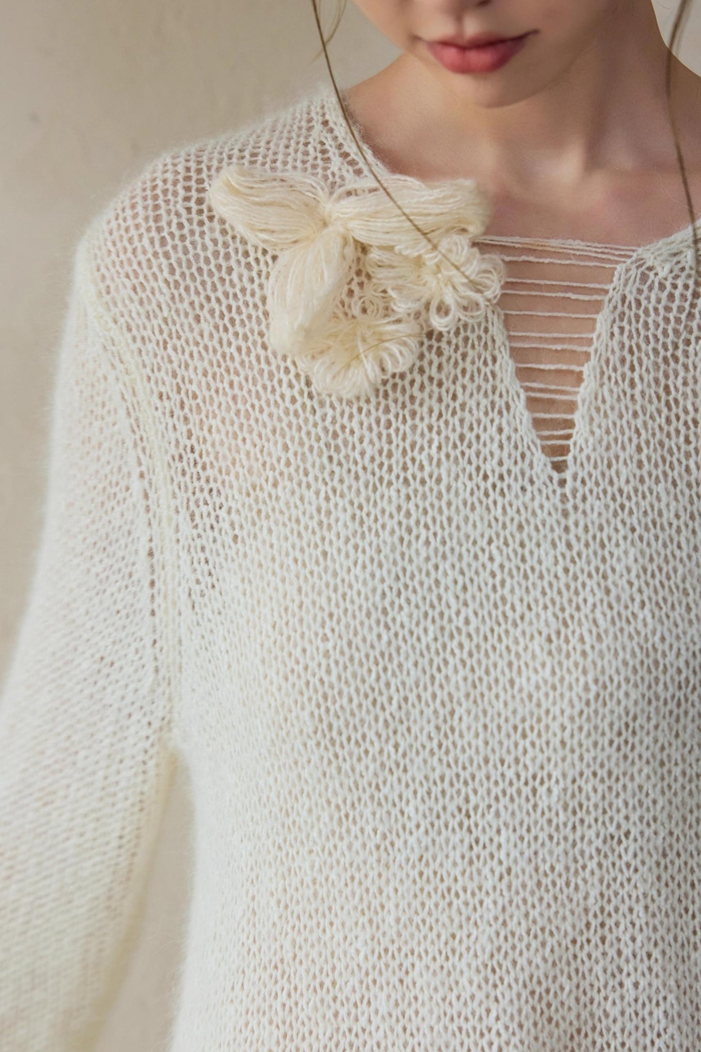 White Alpaca Wool Flower Sweater