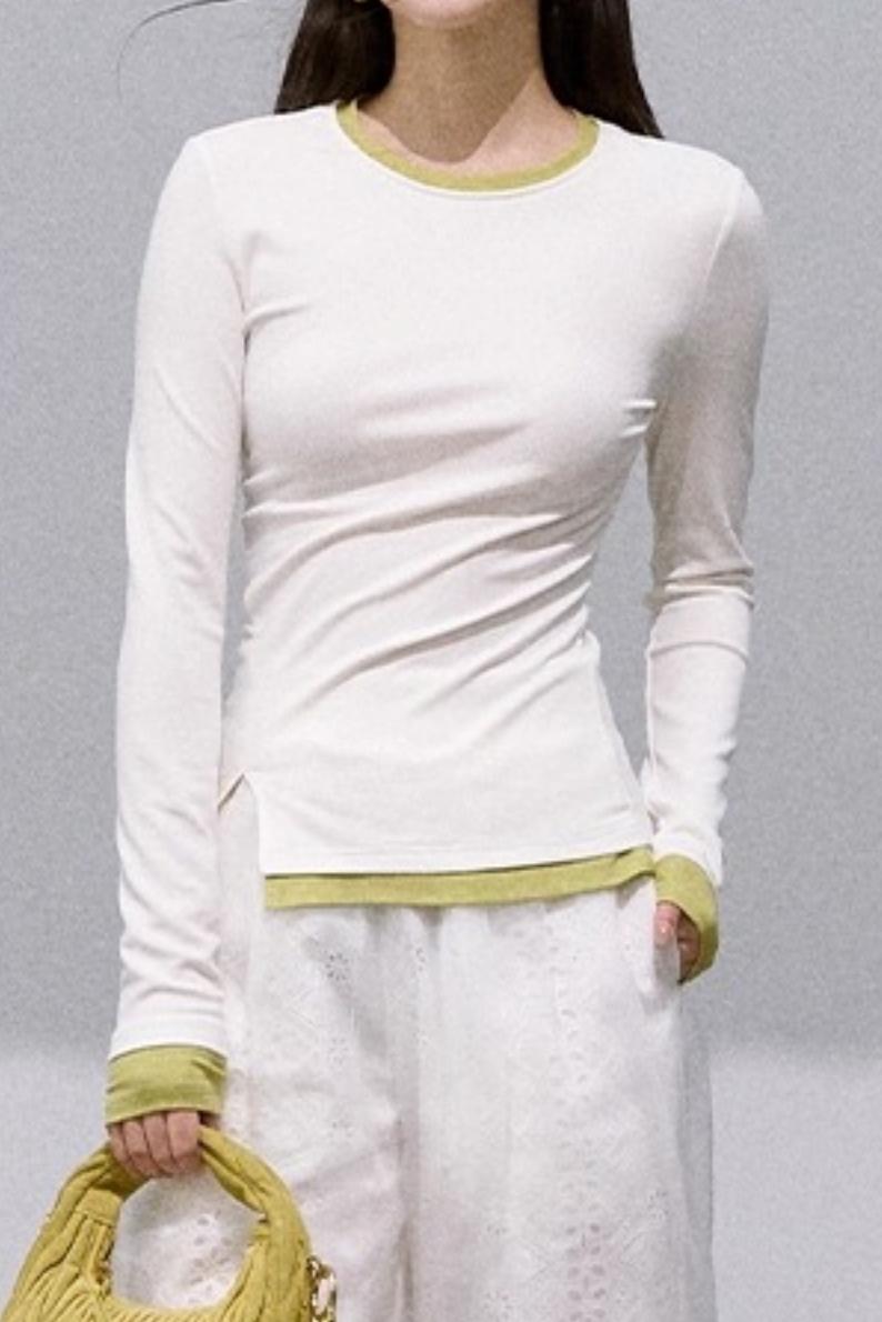 Slim Contrasting Knit Pullover Top