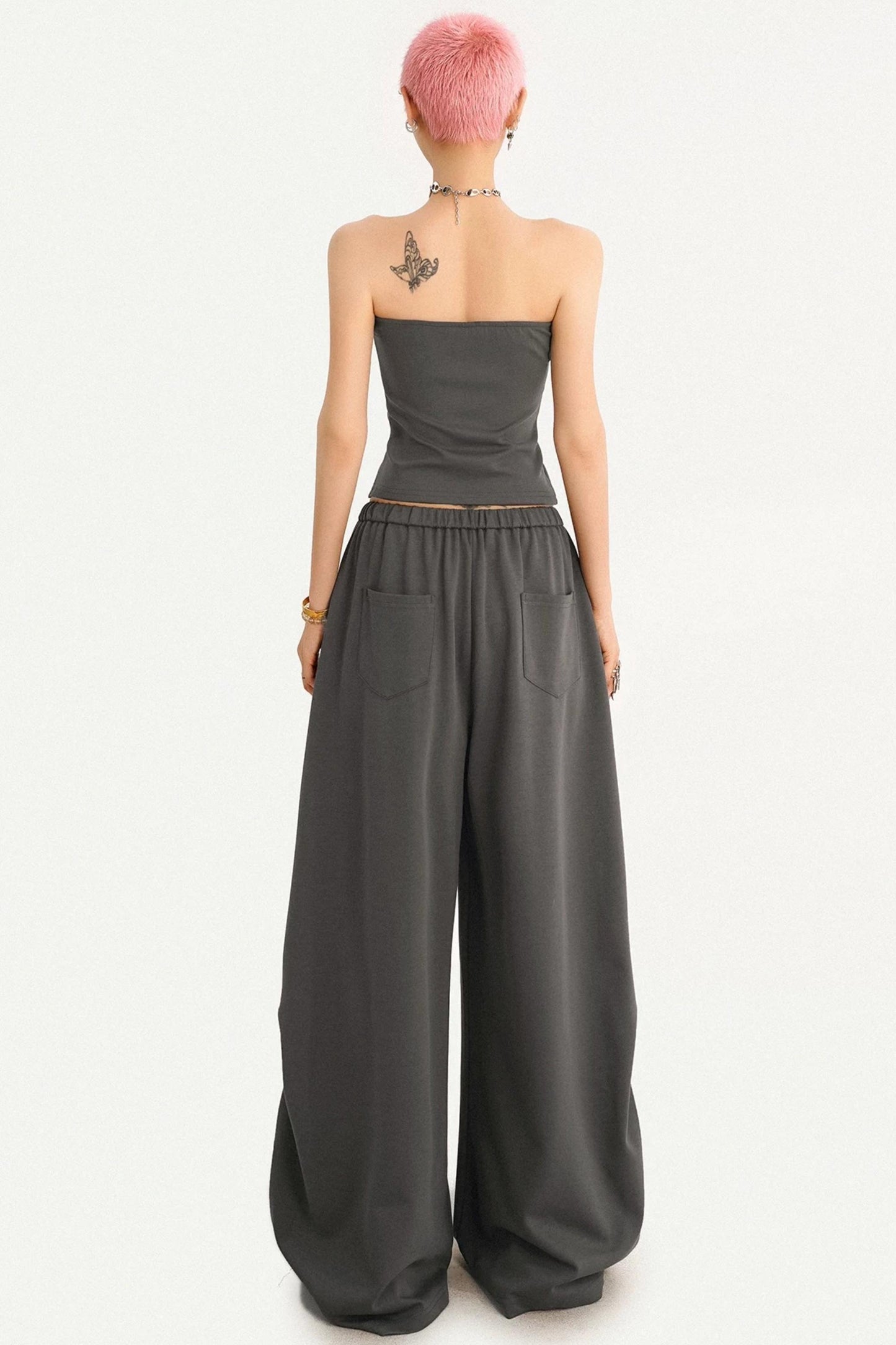 Retro-graue Hose mit weitem Bein