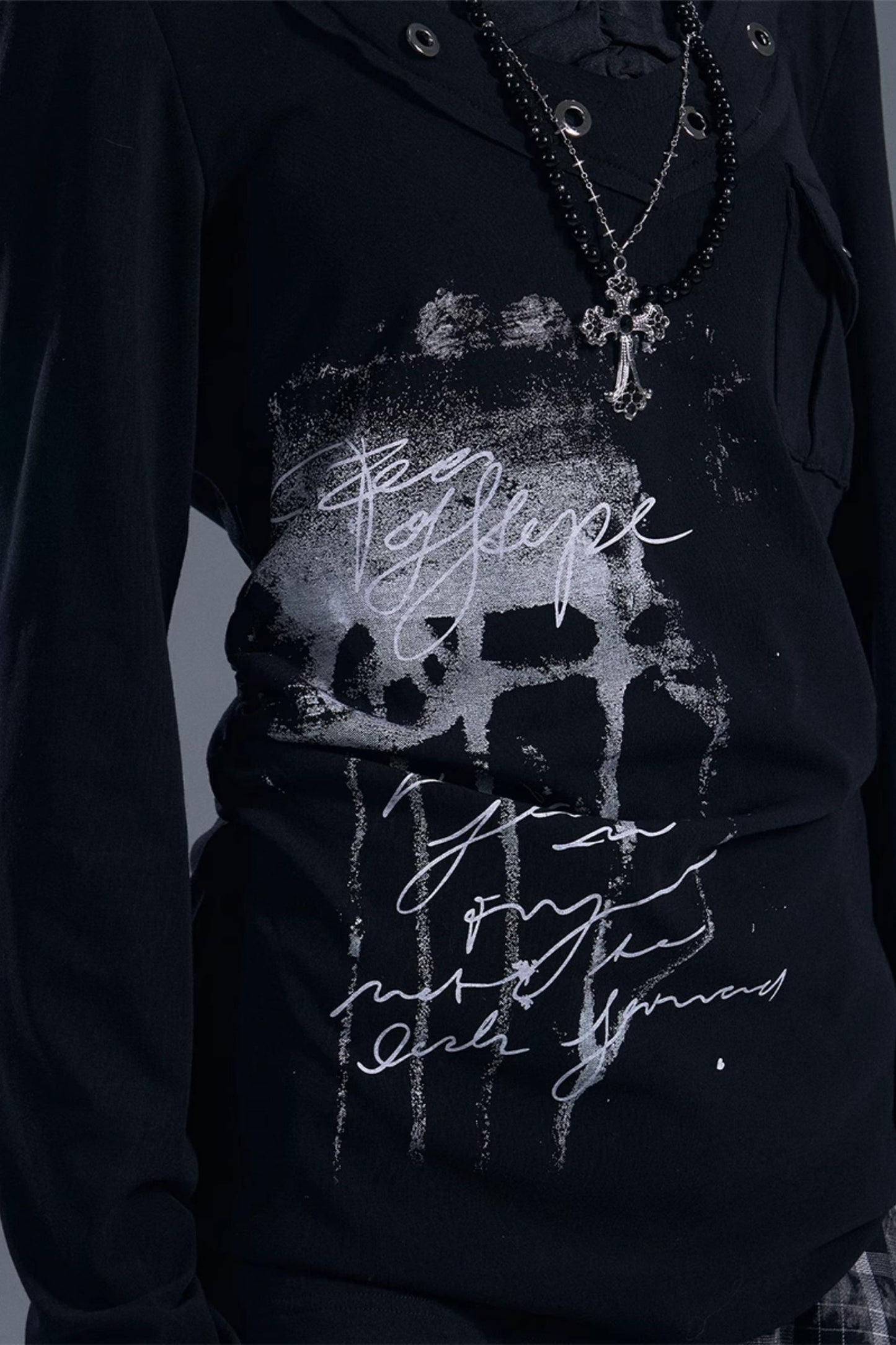 Dark Lace Halterneck Fake Two-Piece Top