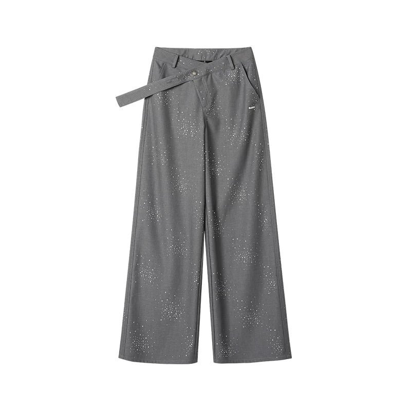 Sternenbesetzte Hose mit weitem Bein