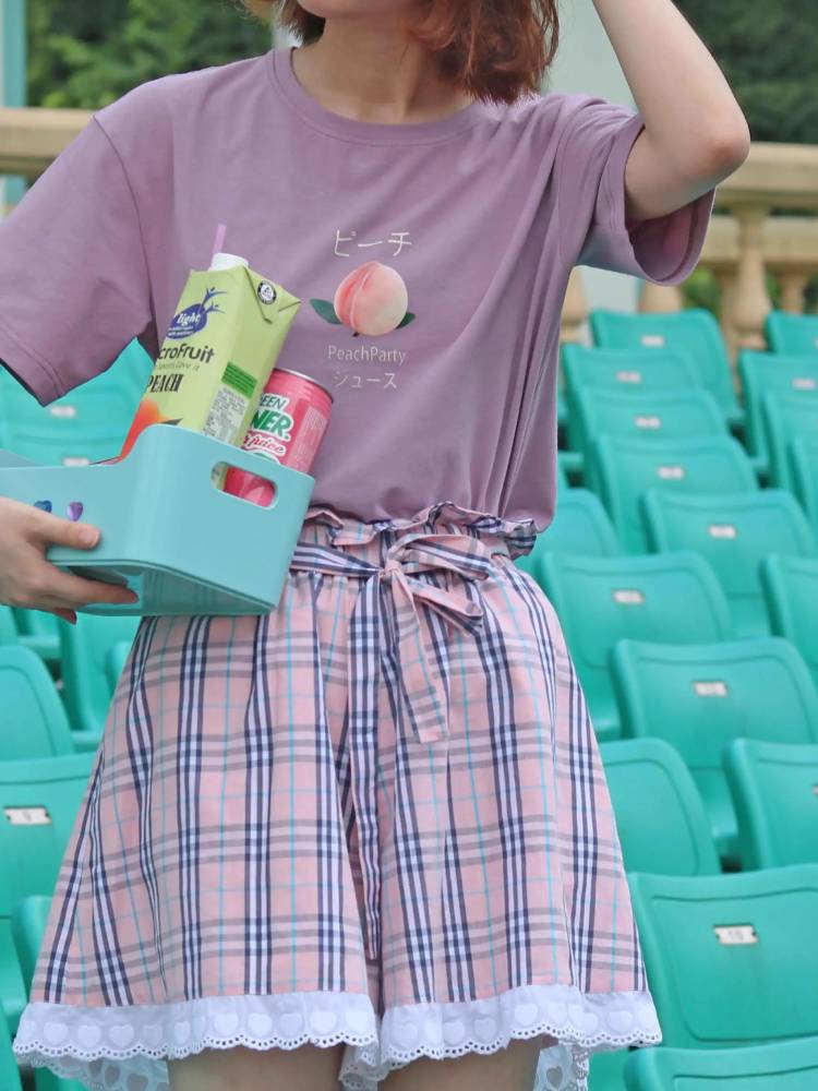 라운드 넥 여름 티셔츠