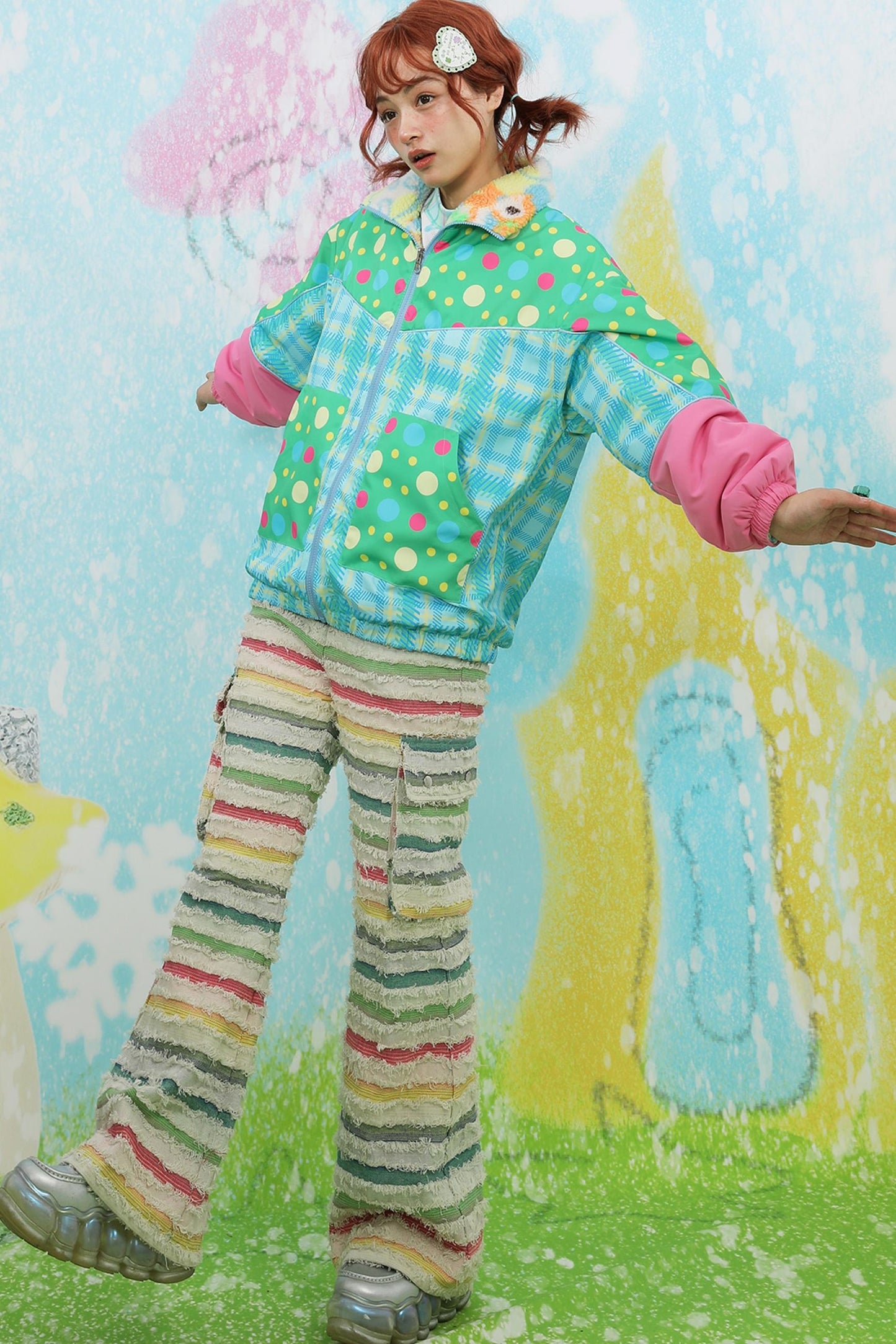 다채로운 줄무늬 바지