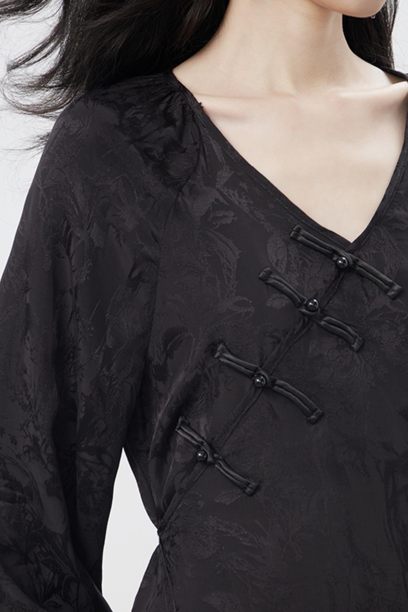 Modernes V-Ausschnitt Chinesisches Kleid