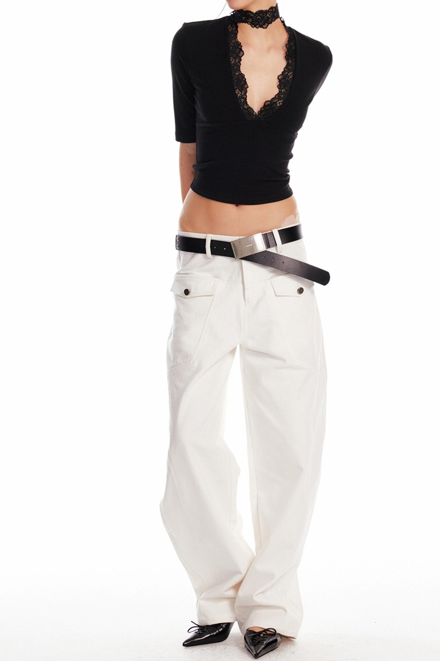 Black Lace V-Neck Five-Minute Sleeve Top