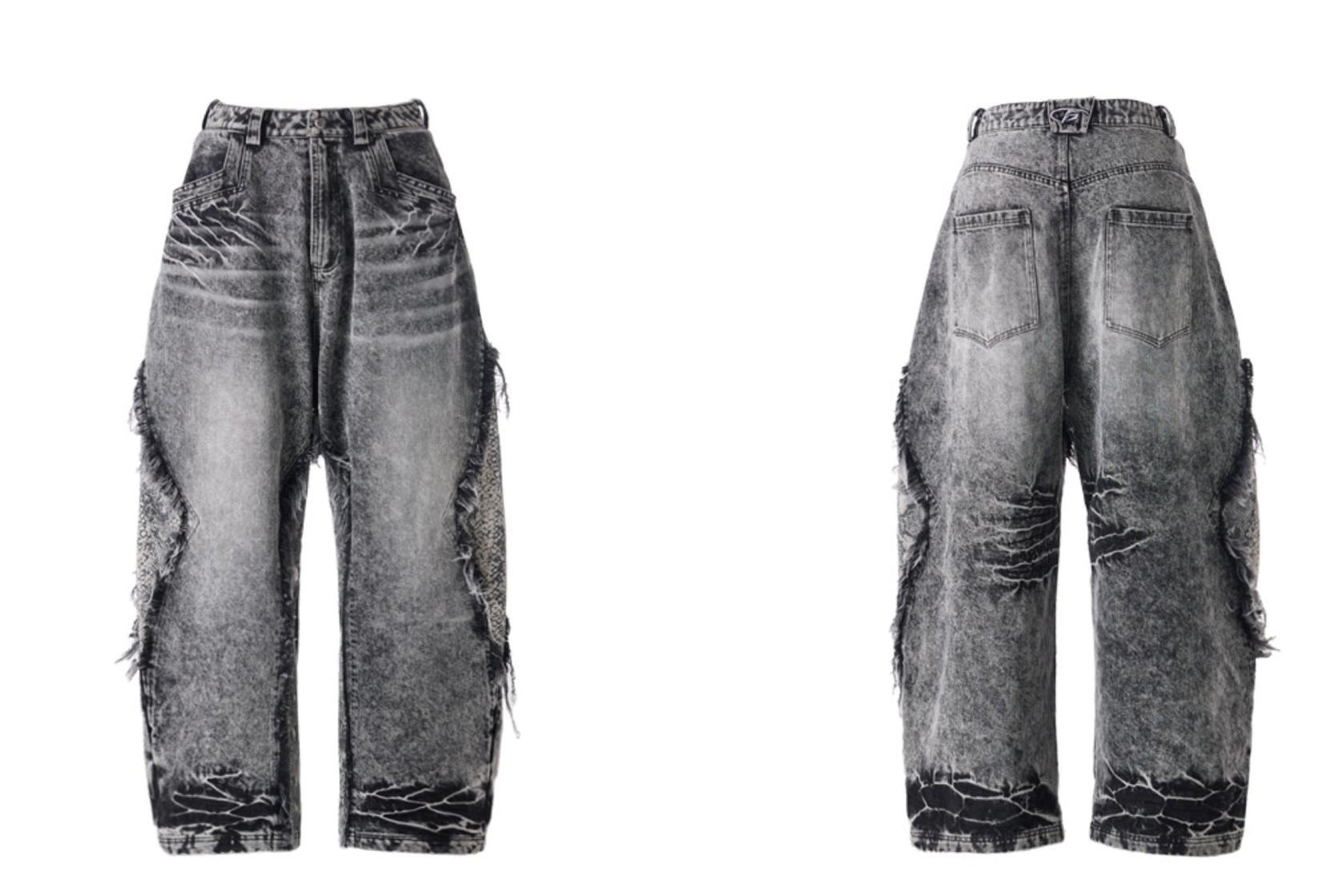 Rohkantige Schlangenleder-Jeans mit weitem Bein