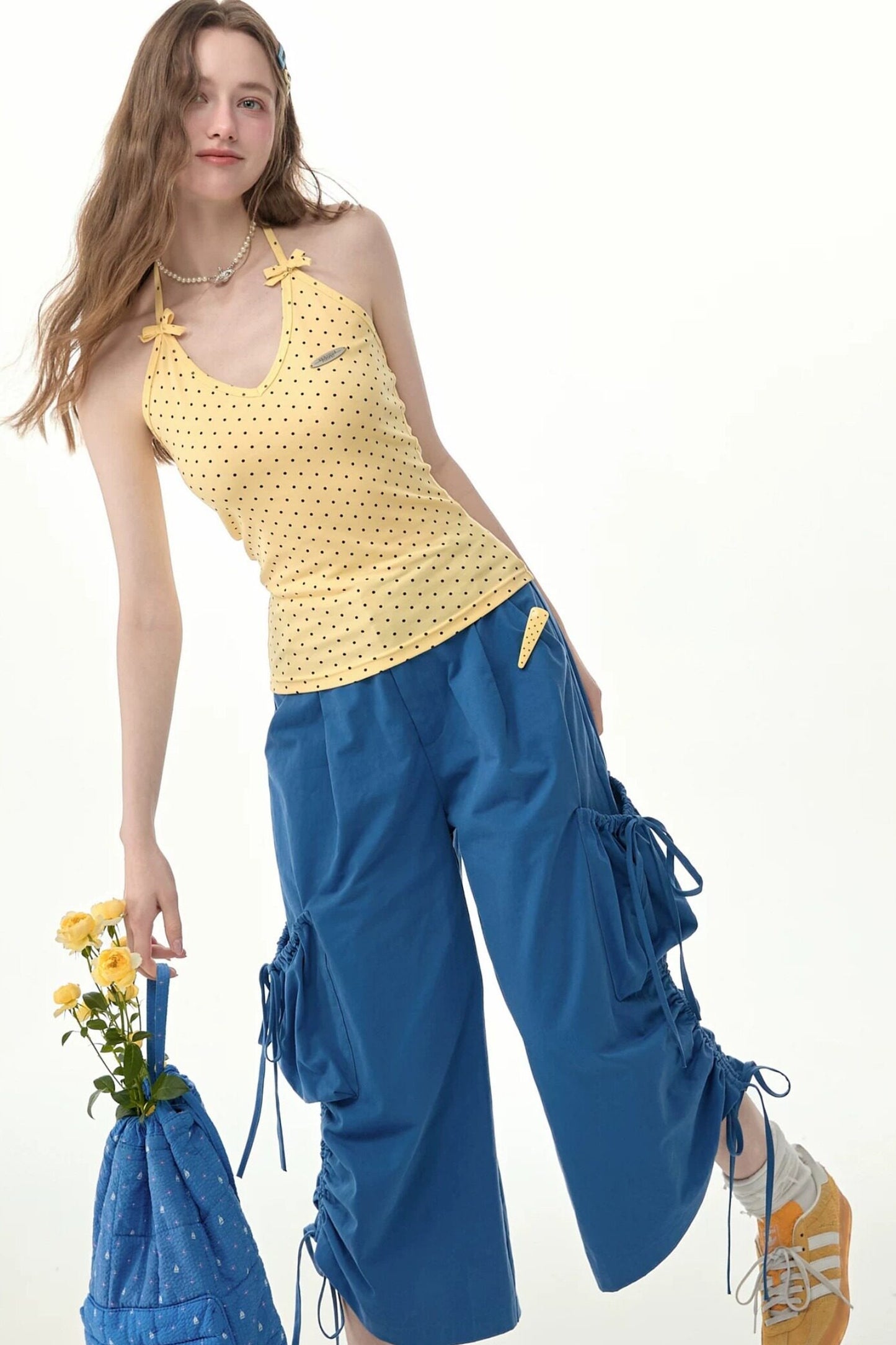 Blaue Ballon-Cargohose mit Kordelzug und weitem Bein