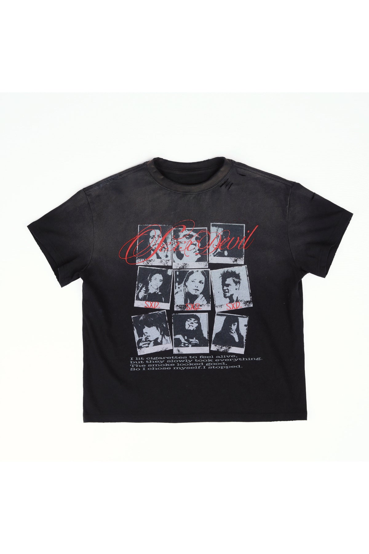 T-shirt con ritratto a griglia effetto consumato