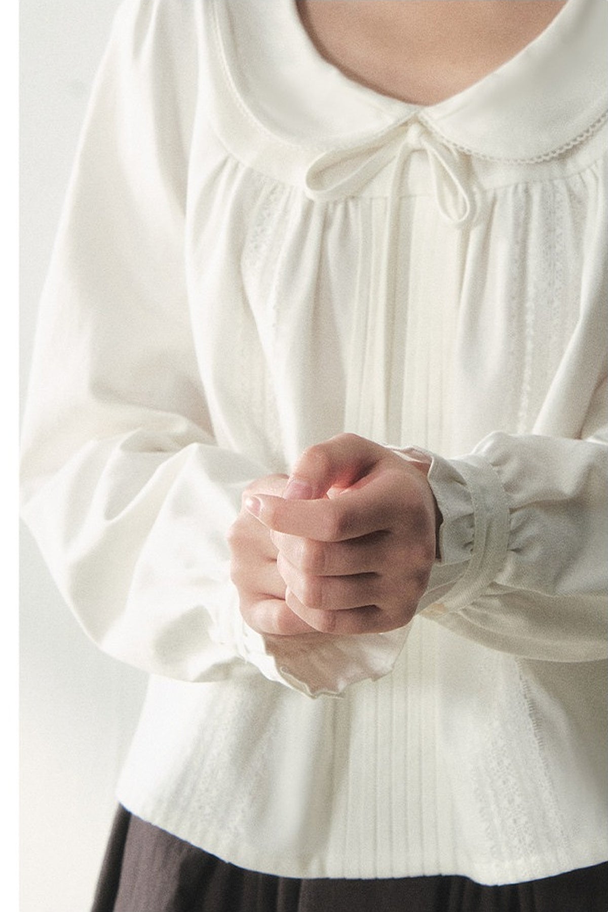White Doll Collar Lyocell Blouse
