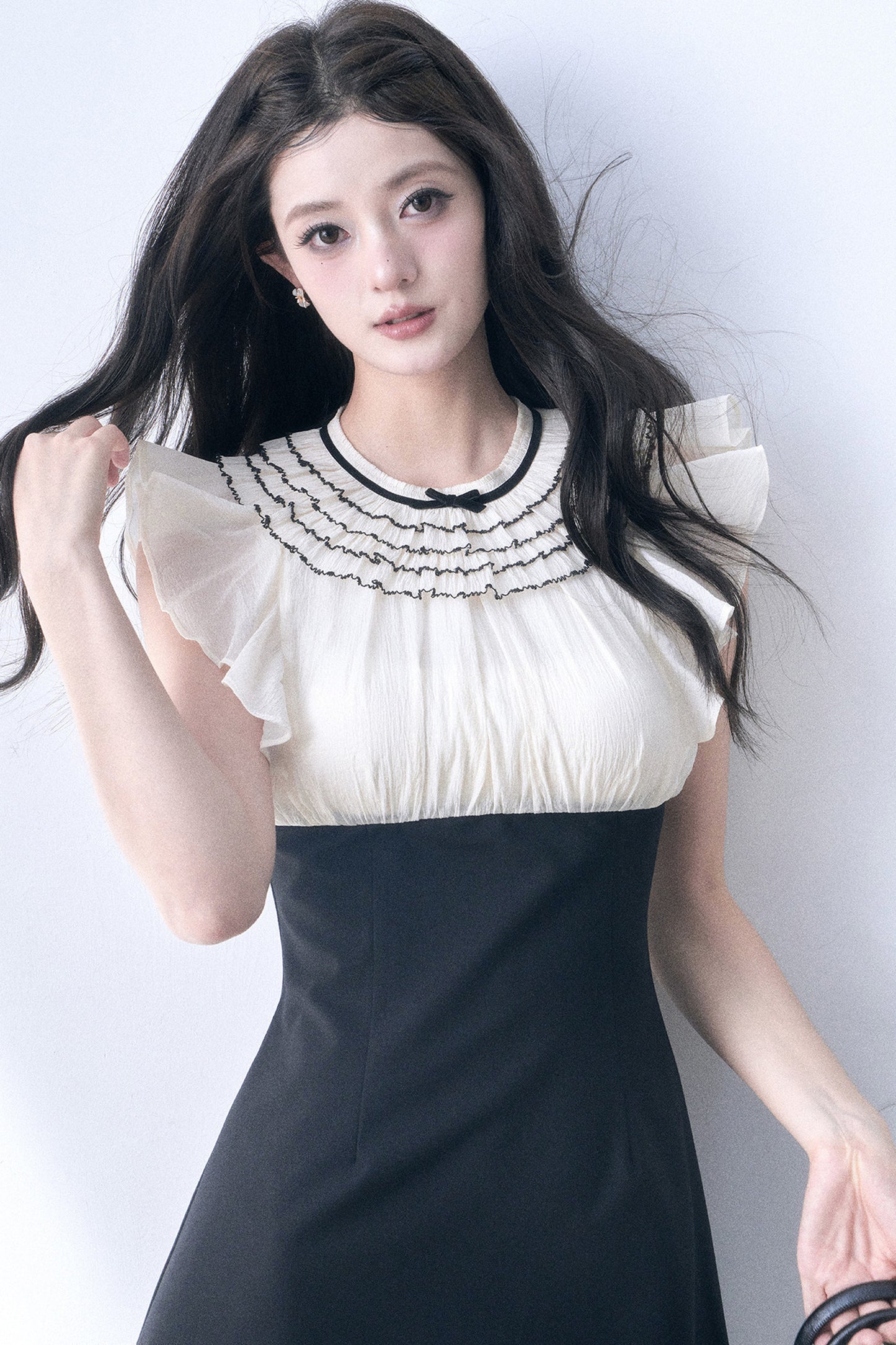 Daylight Kiss Ruffle Dress