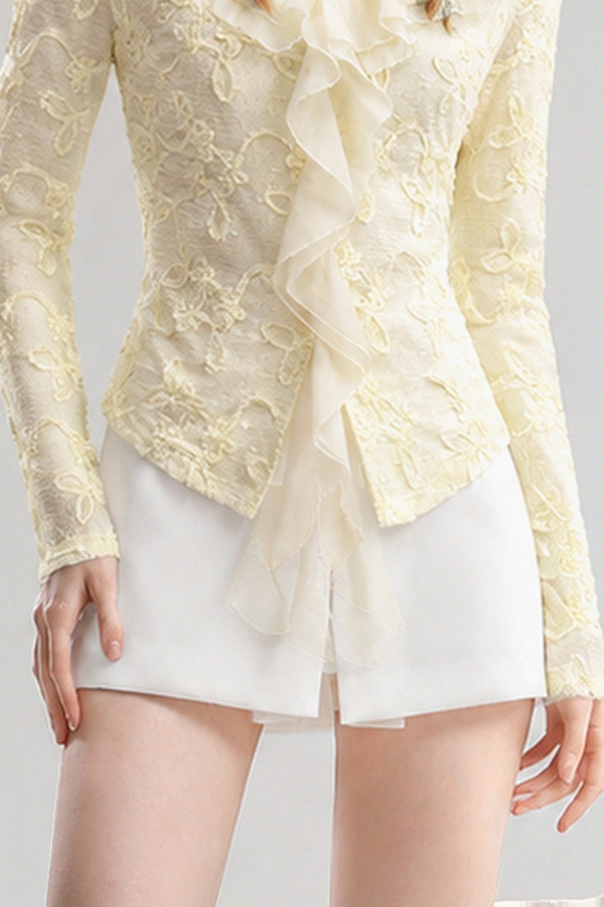 Yellow V-Neck Ruffle Straight Knit Top