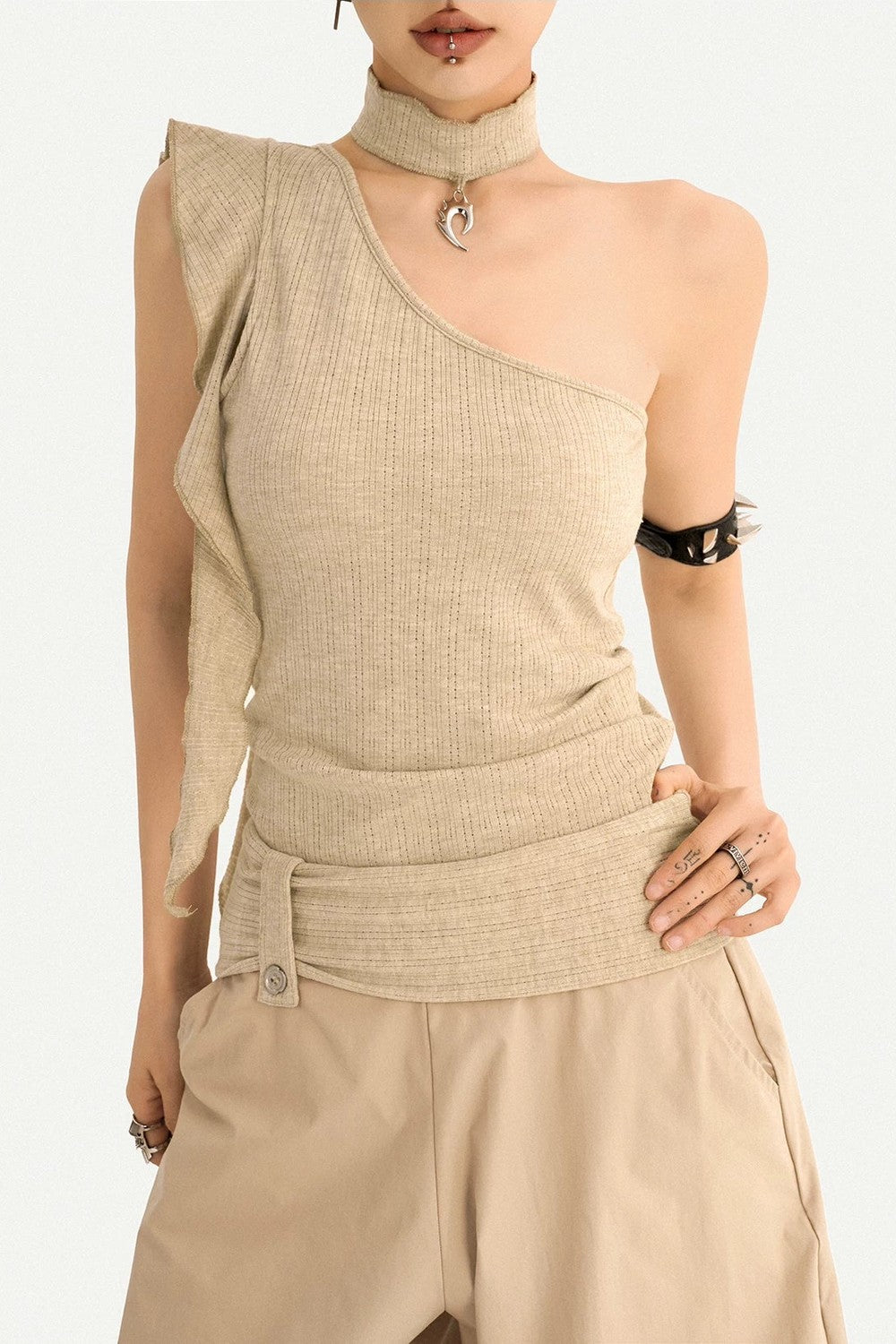Retro Asymmetrical One-Shoulder Top