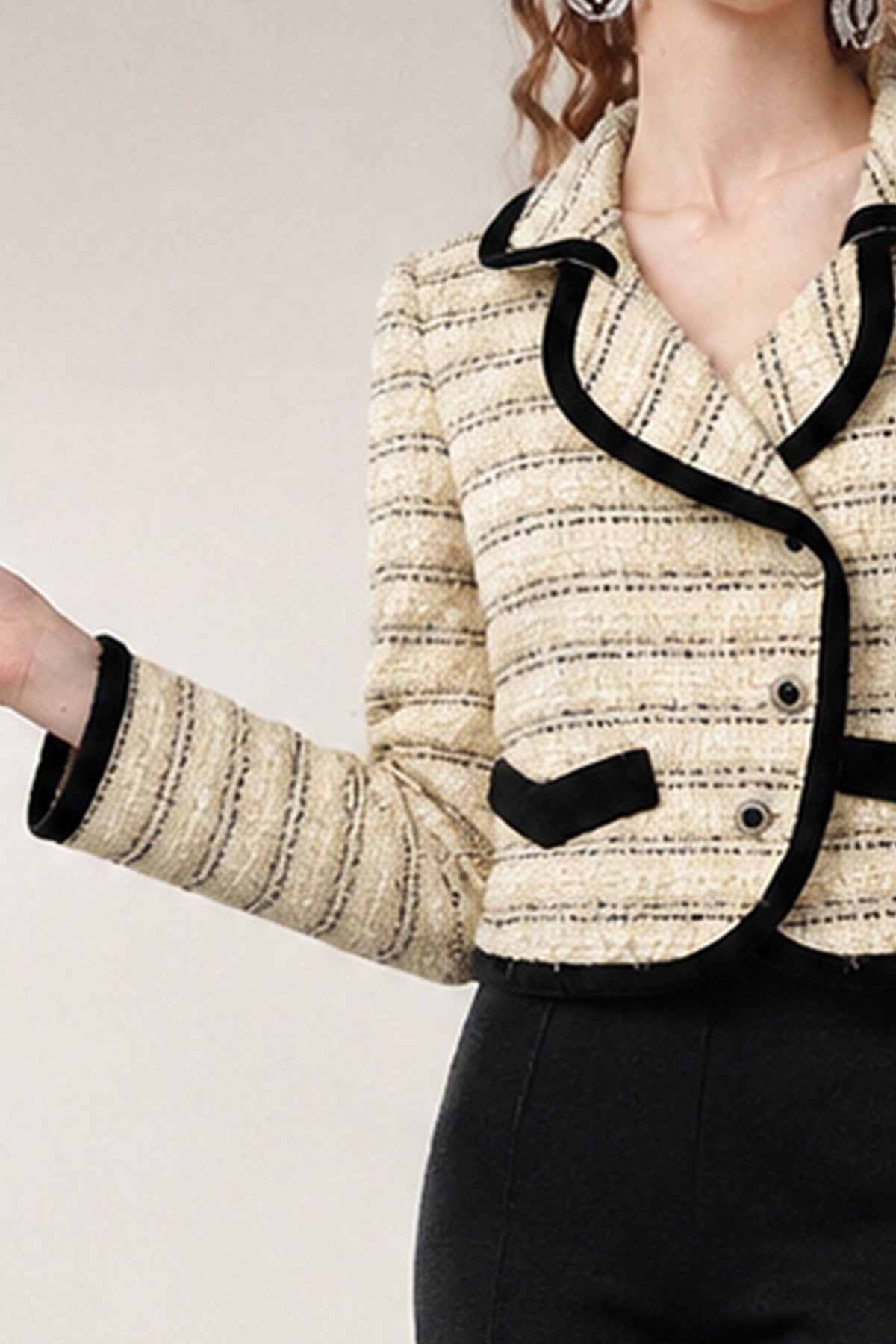Straight Body Turn-Down Collar Jacket