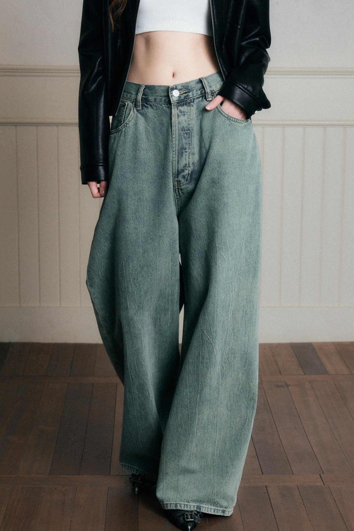 Relaxed Wide-Leg Denim Pants