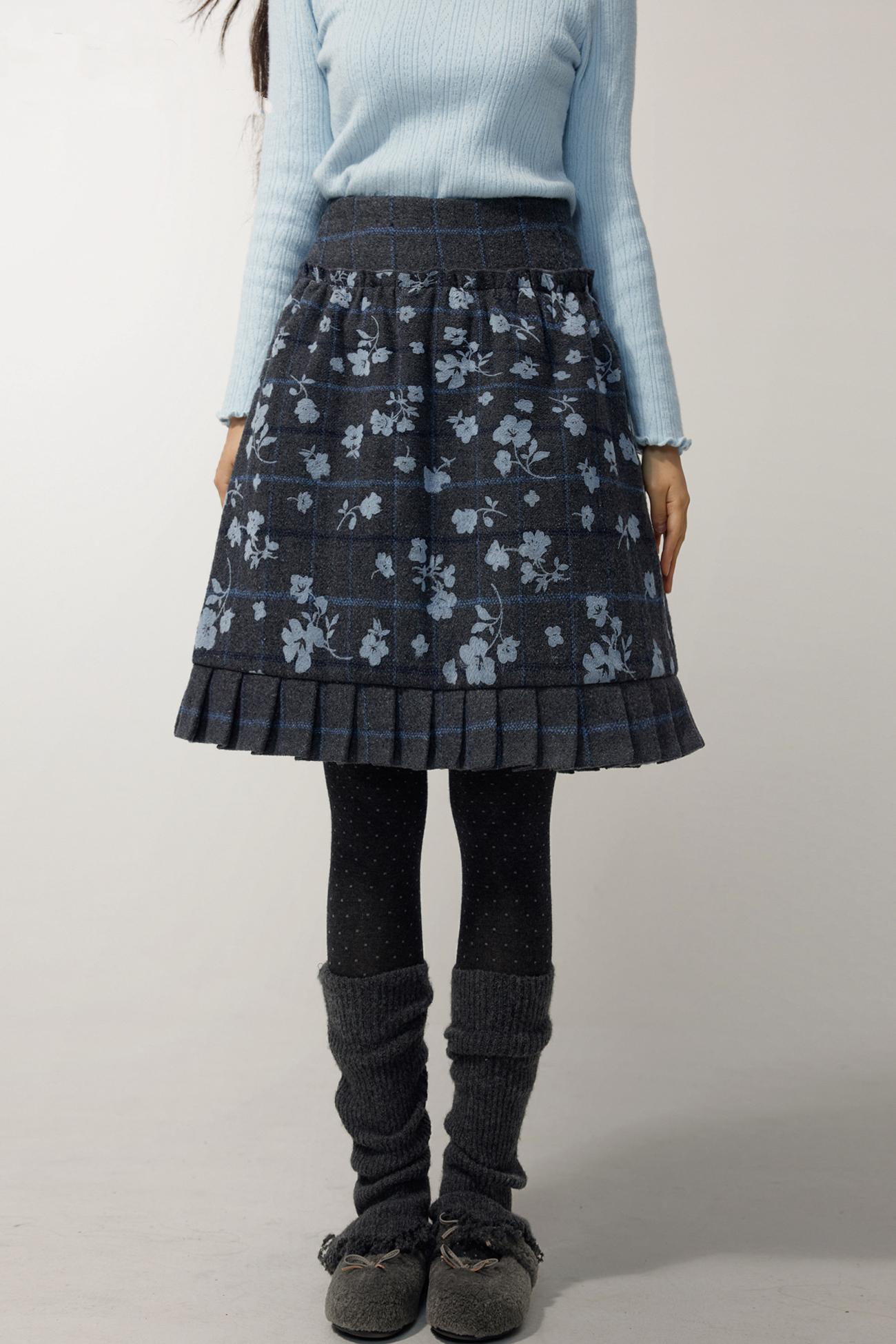 Grey Plaid Flocked Flower Pleated Skirt