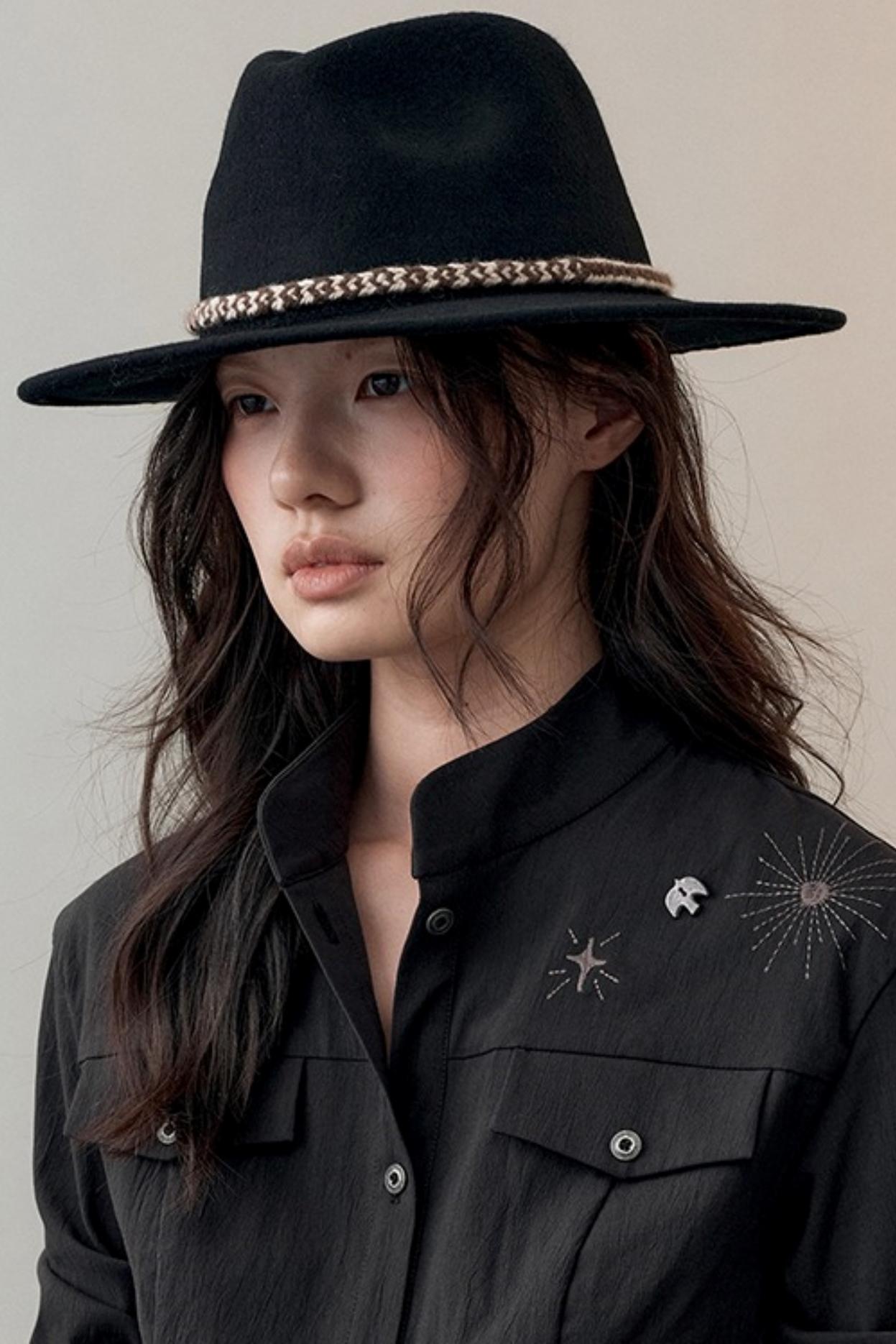 Yuan Classic Hats Set-Up