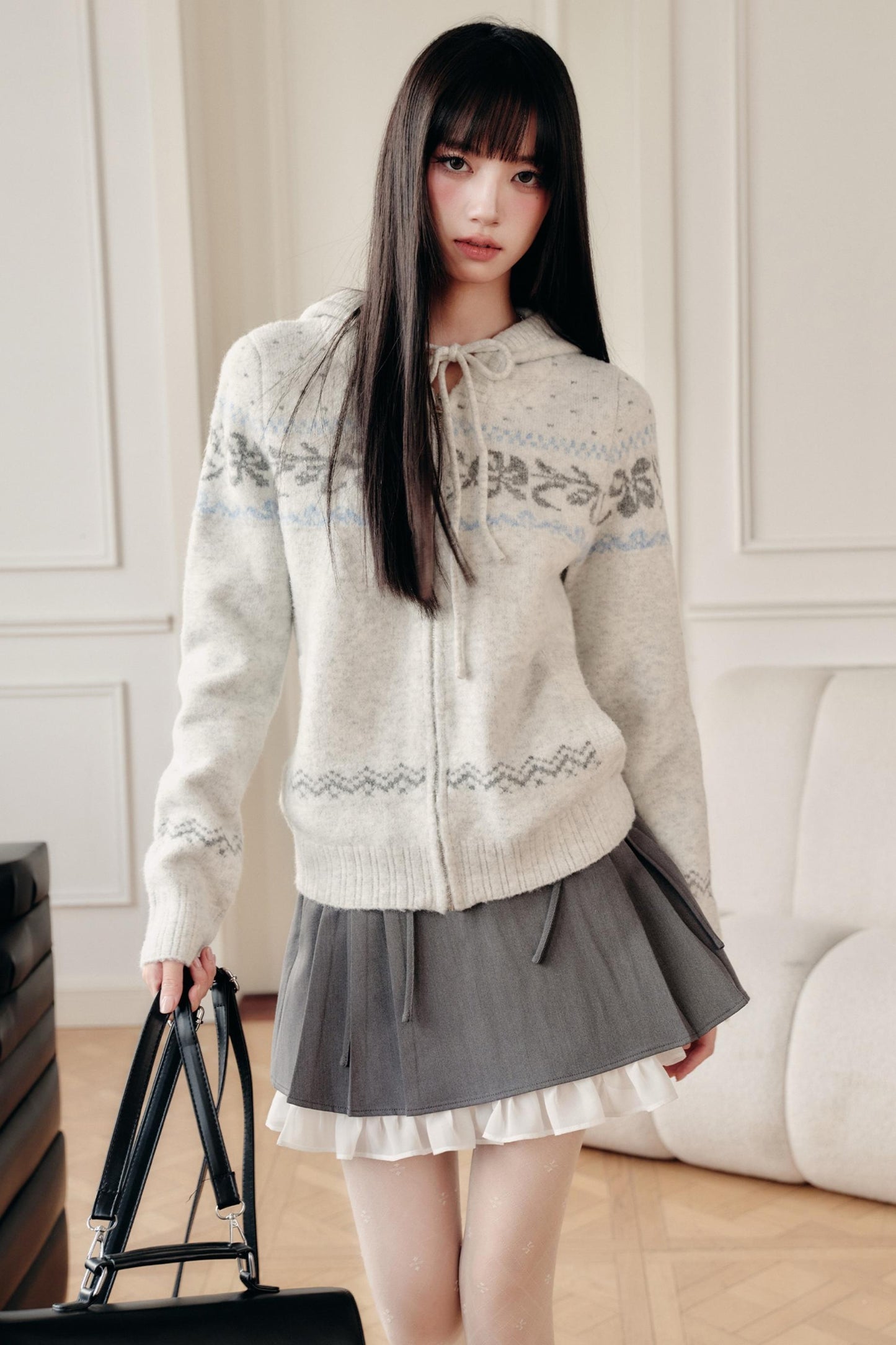 Vintage Hooded Slim Sweater