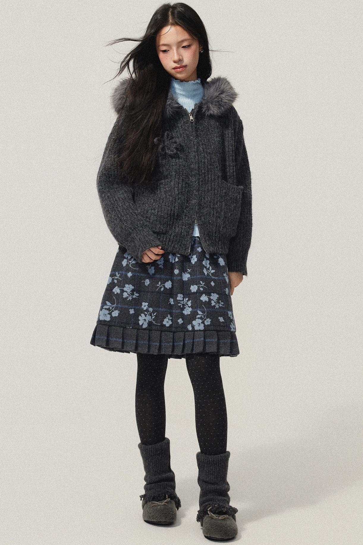 Grey Plaid Flocked Flower Pleated Skirt