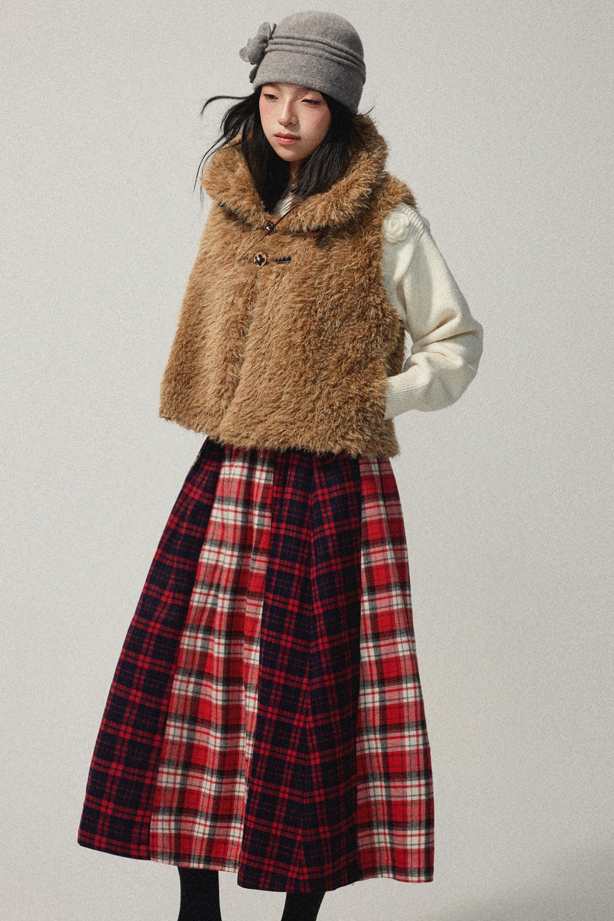 Versatile Vintage Fur Trim Vest