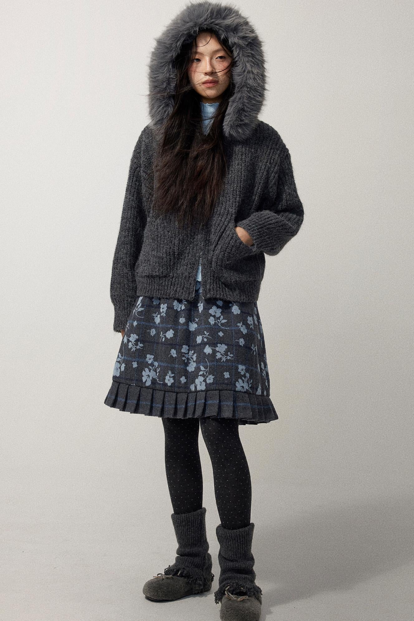 Grey Plaid Flocked Flower Pleated Skirt