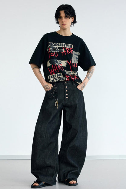 Curved Knife Wide-Leg Jeans