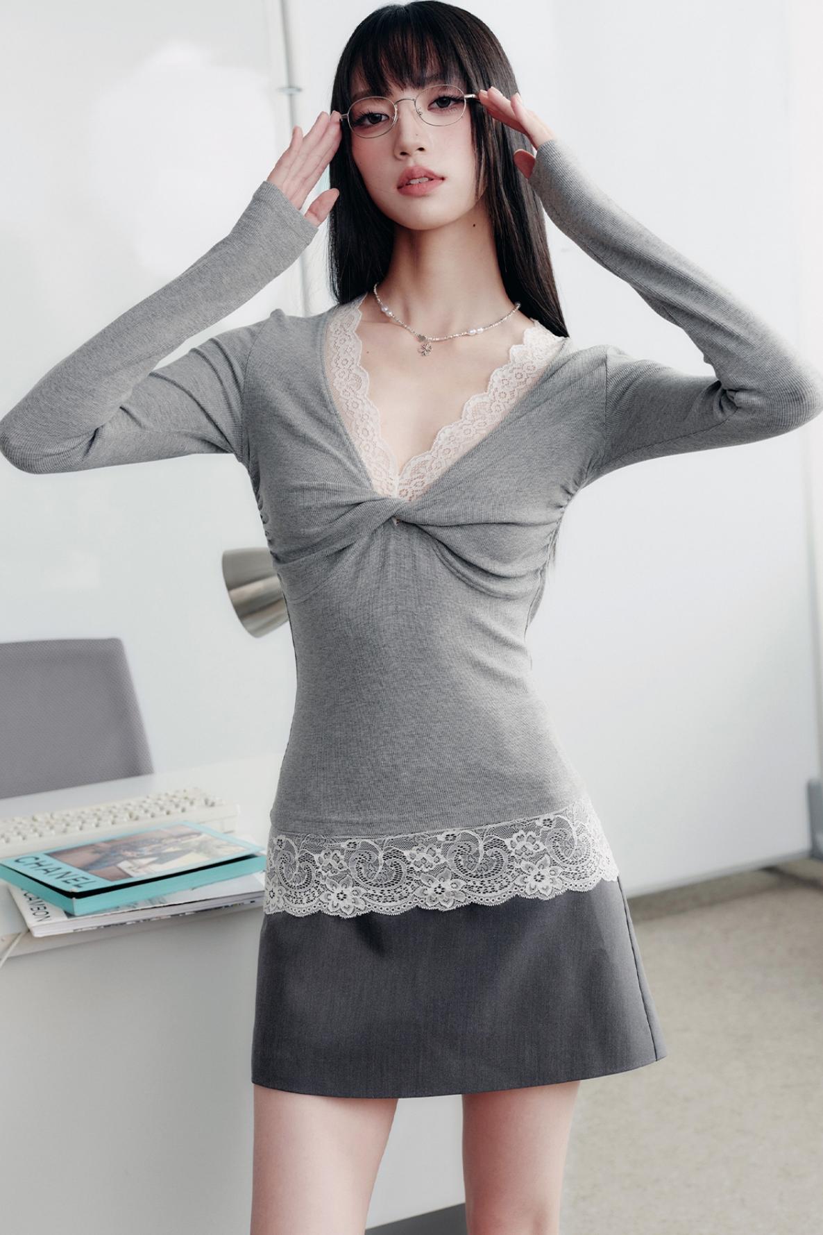 Lace Paneled V-Neck Waist Top