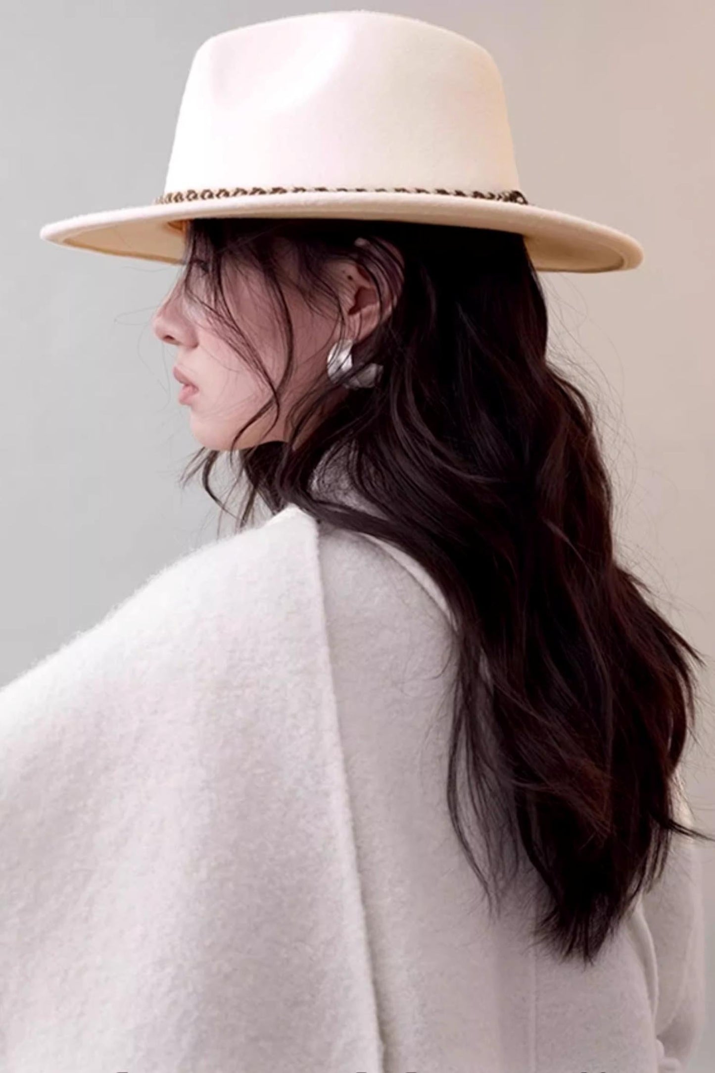 Yuan Classic Hats Set-Up