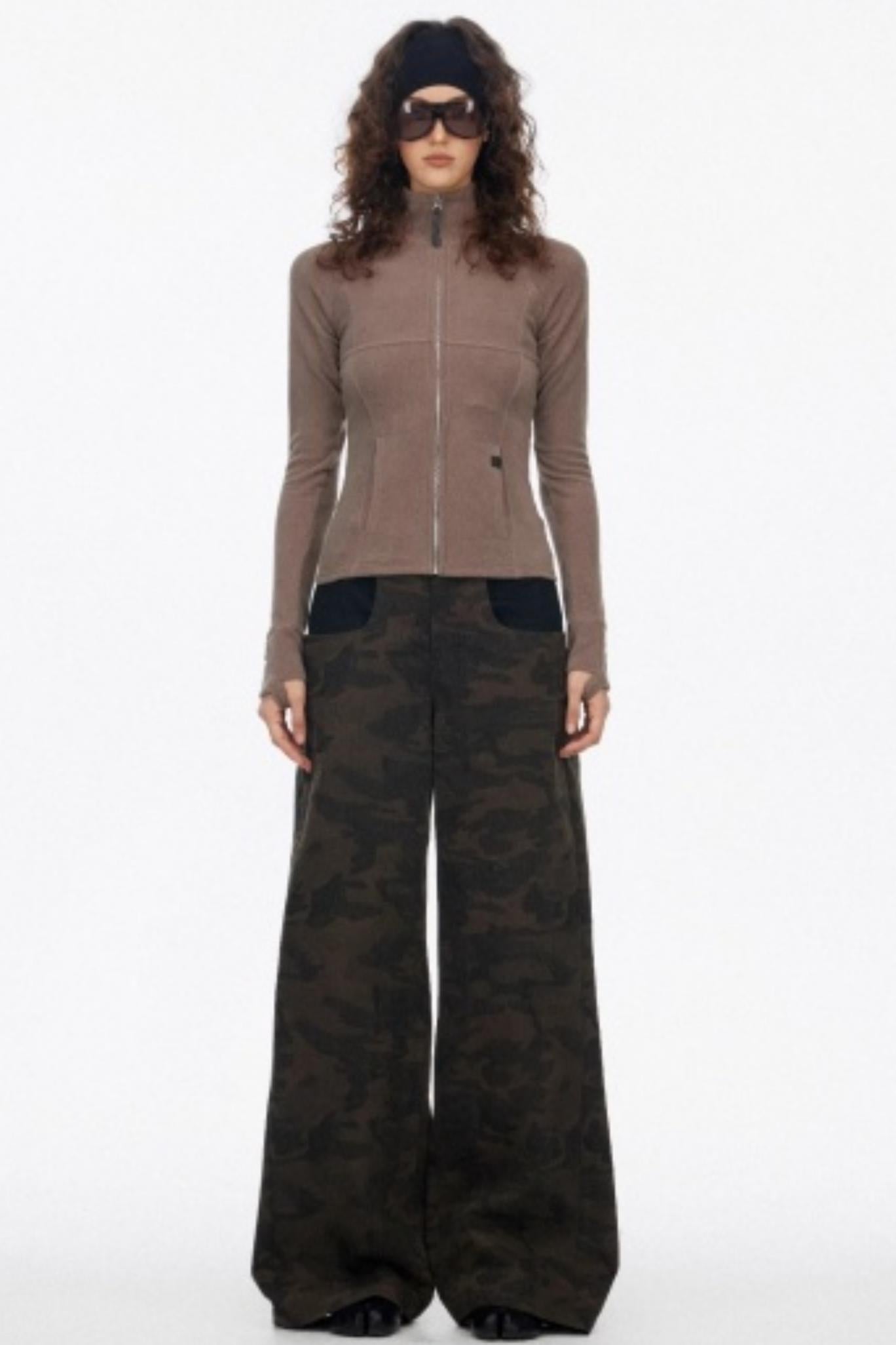 Minimalist Fleece Cycling Top