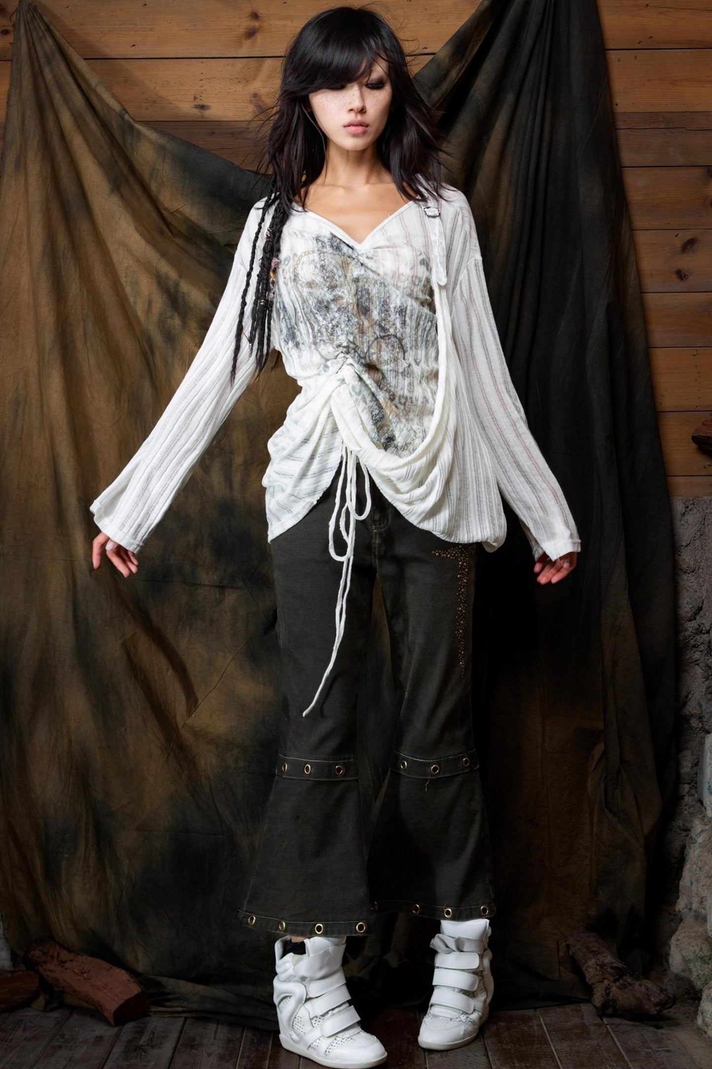 Vintage V-Neck Lace-Up Knitted Print Long Sleeve T-Shirt