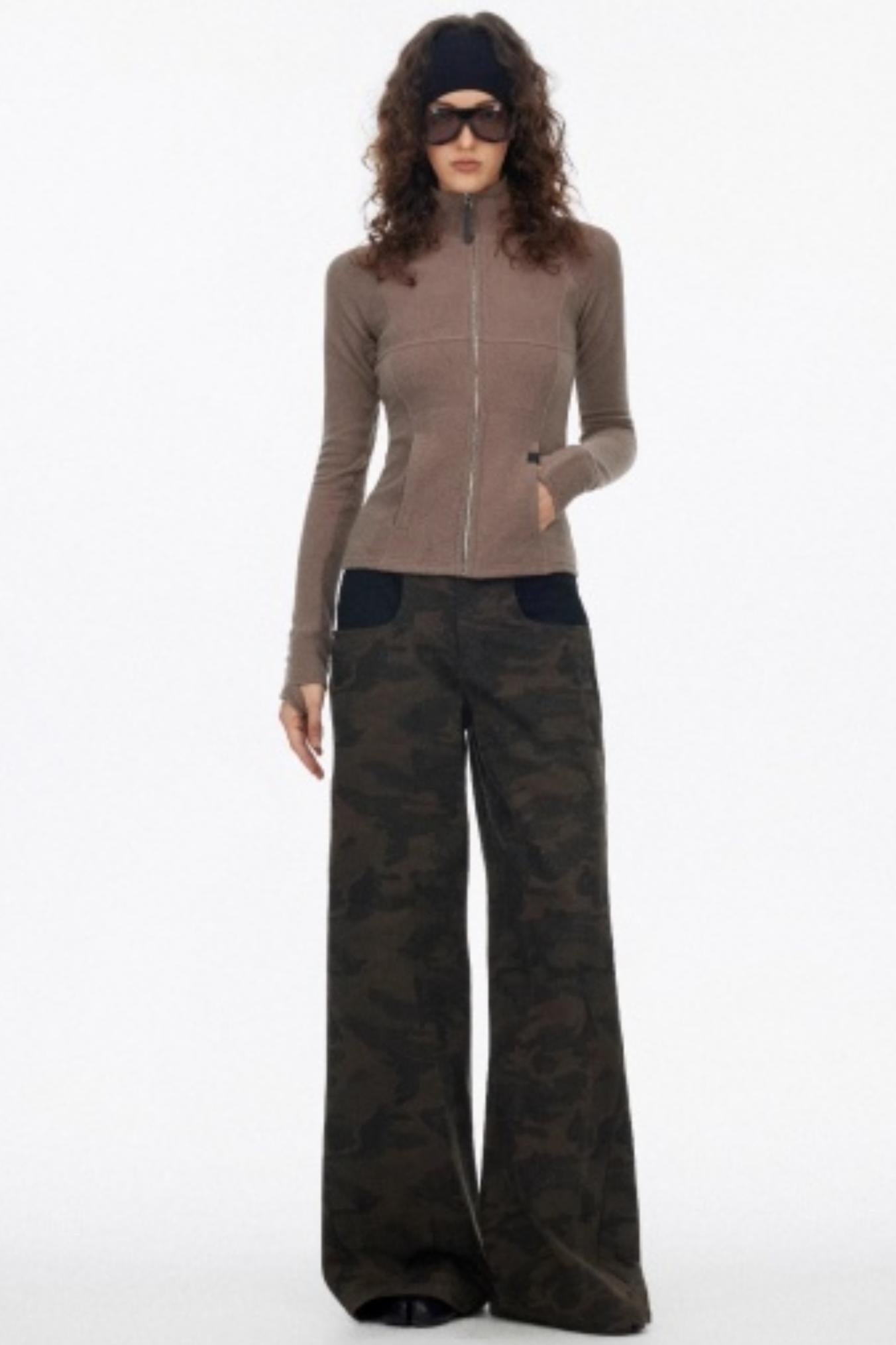 Minimalist Fleece Cycling Top