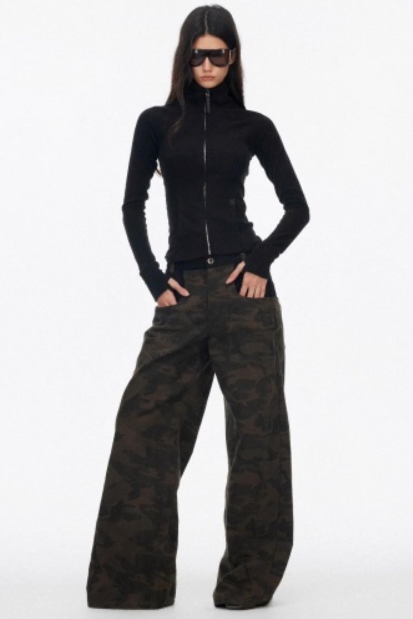 Minimalist Fleece Cycling Top