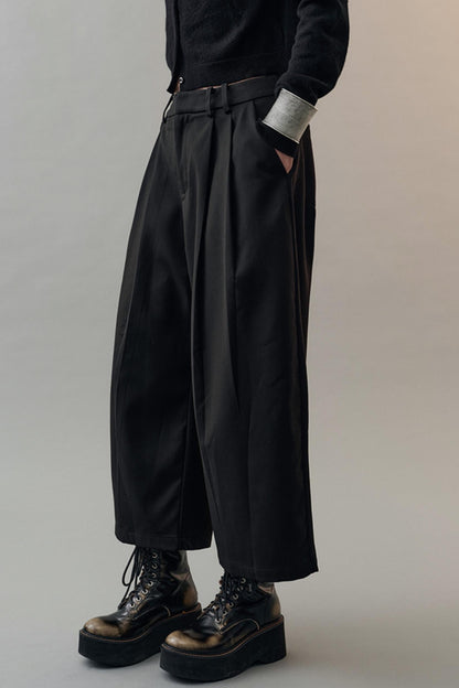 Yuan Tencel Black Tapered Pants
