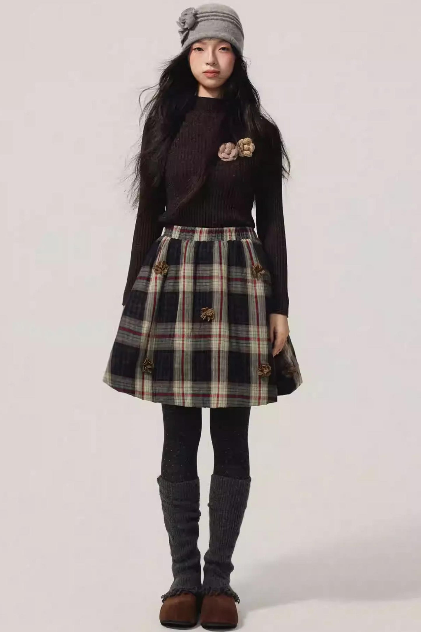 Detachable Corsage Turtleneck Sweater