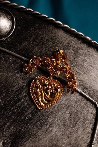 Noble Lace Pearl Accessories Set-Up