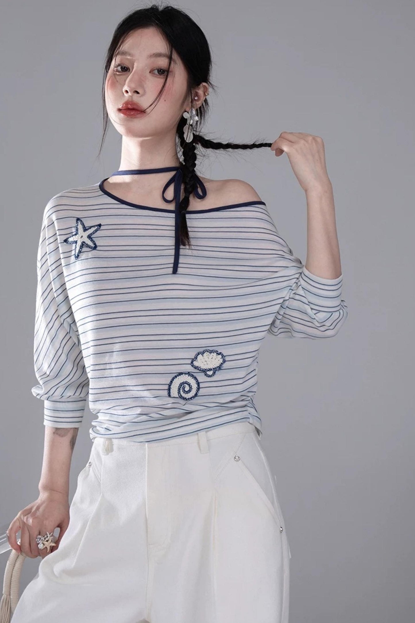 Off-Shoulder Starfish T-Shirt