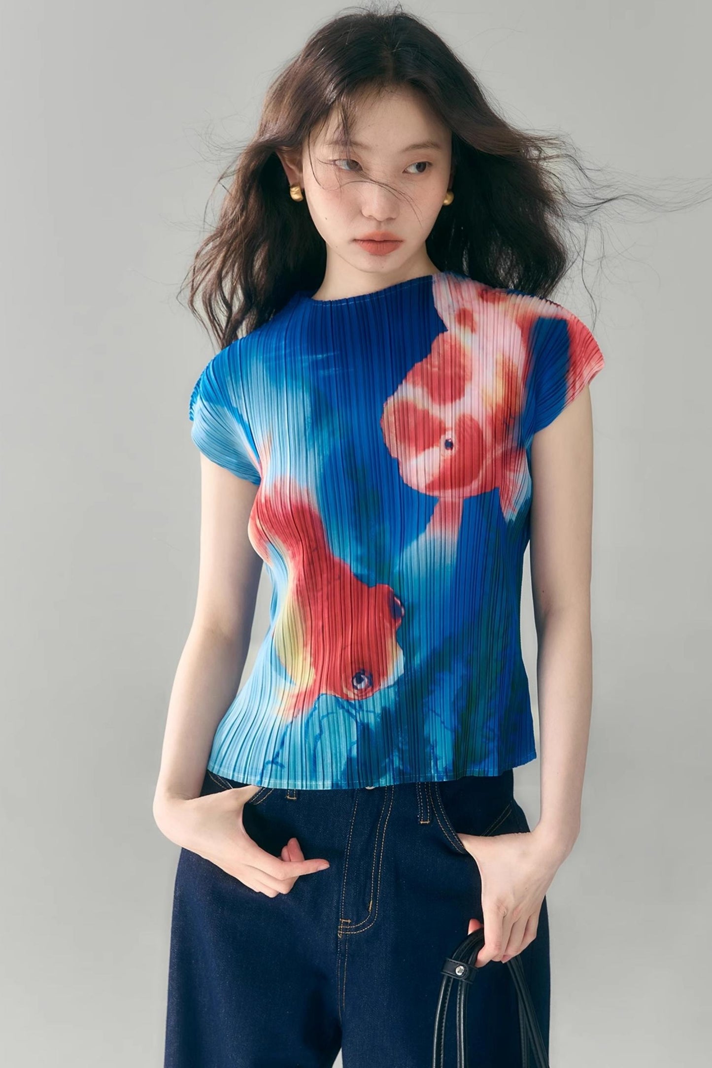 Goldfish Retro Pleated Top