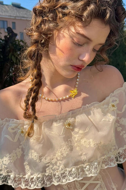 Louvre Pearl Clavicle Necklace