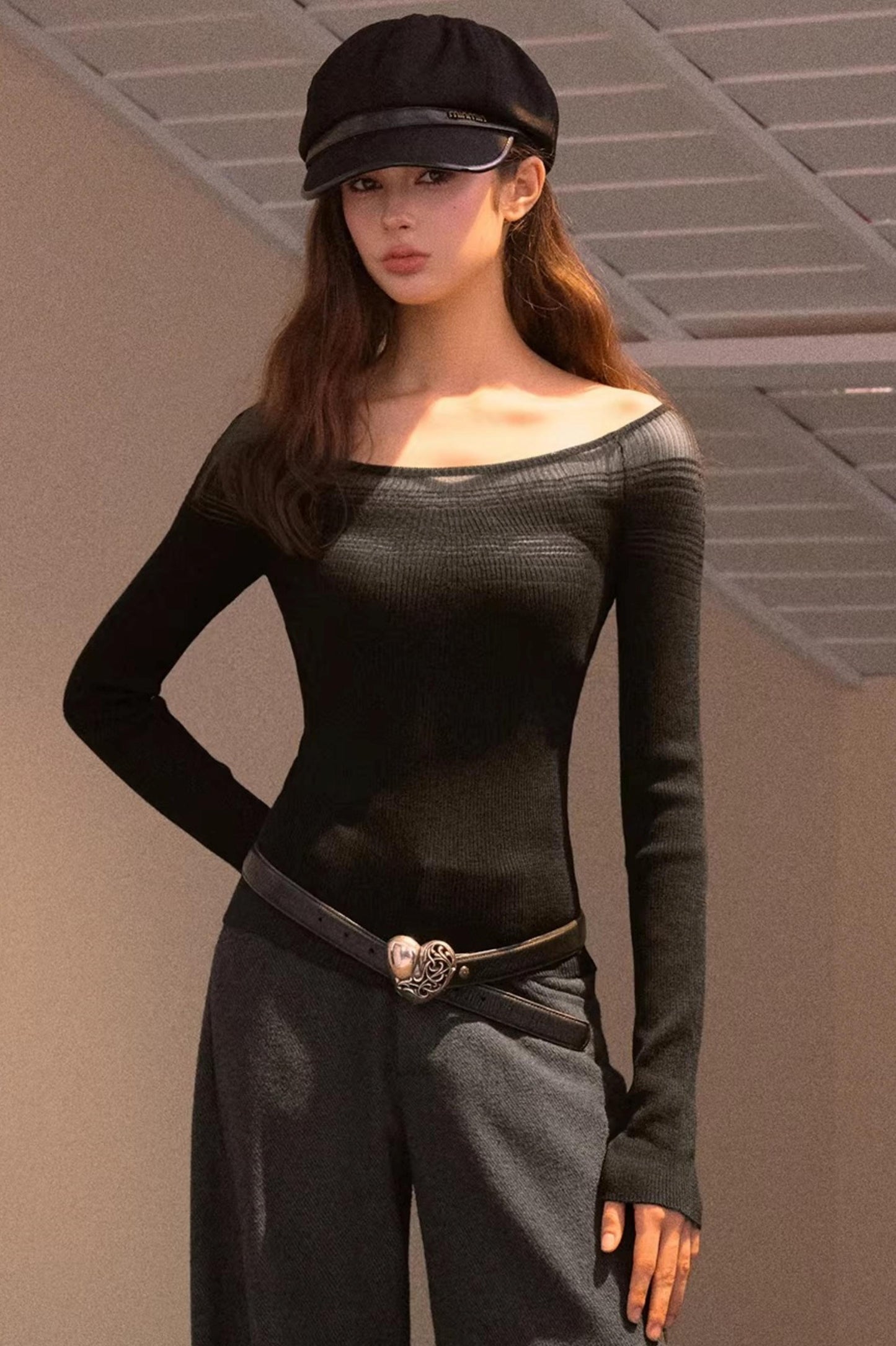 Gradient Large Neckline Knit Top