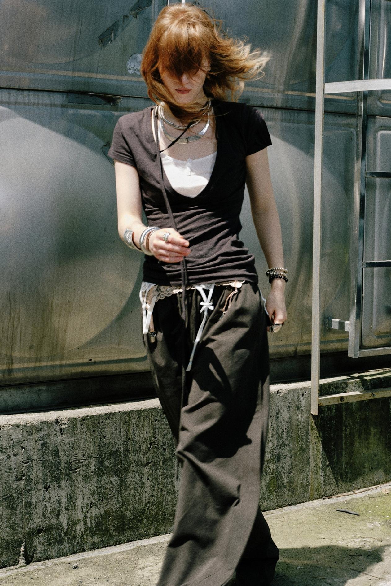 Deep V-neck Layered T-shirt