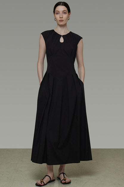 Chic Drop Black Dress