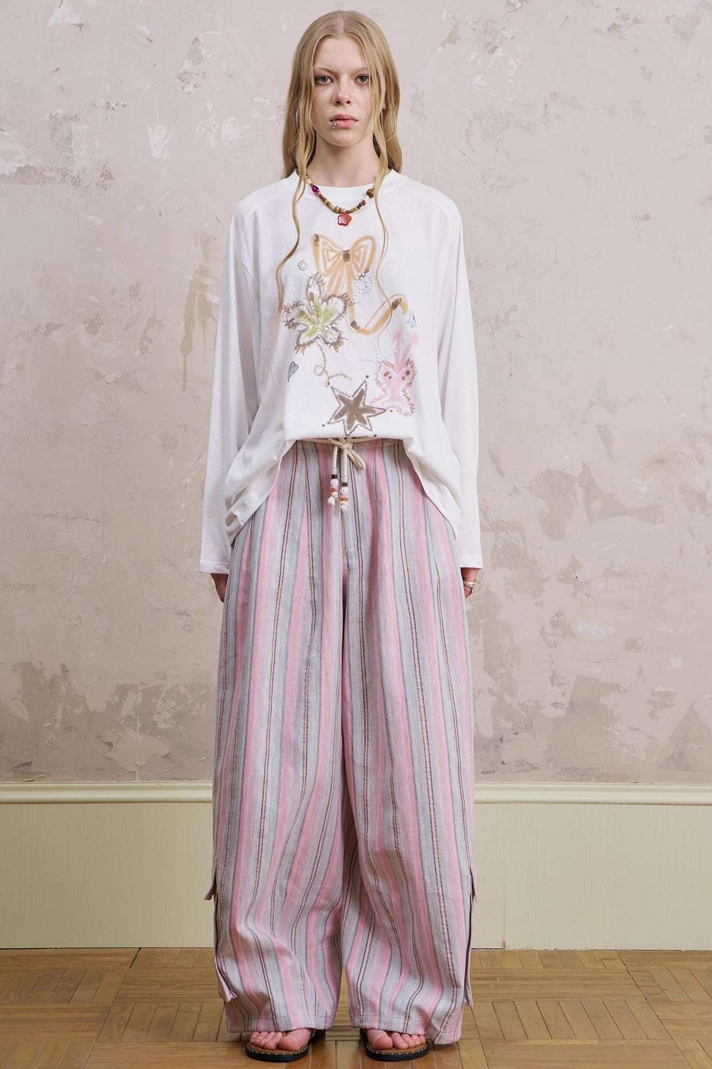 Simple Long Silhouette Pants